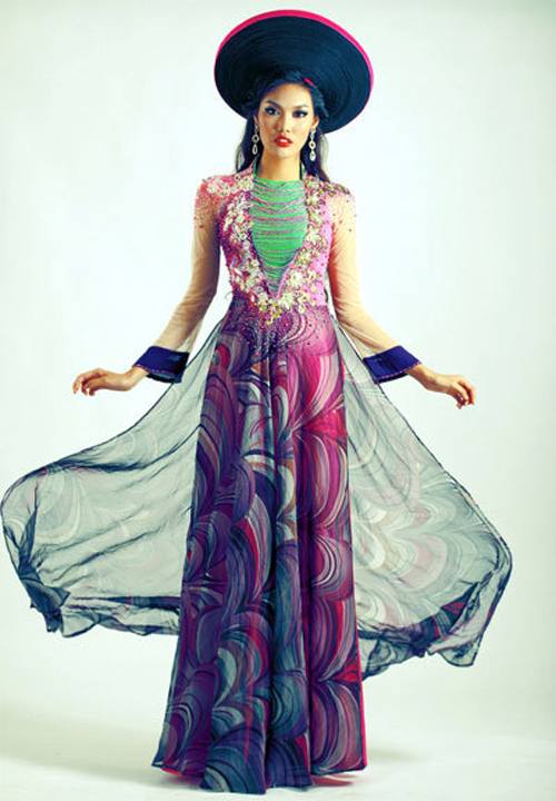 Điểm yếu trang phục của người đẹp Việt trong các cuộc thi quốc tế 22