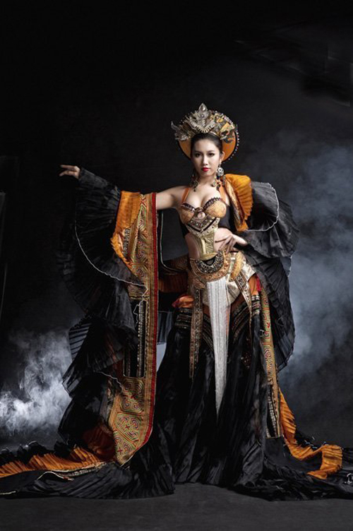Điểm yếu trang phục của người đẹp Việt trong các cuộc thi quốc tế 20
