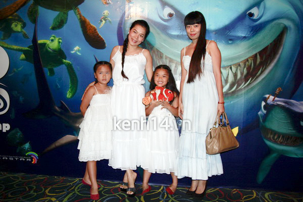 trang-nhung-hao-hung-di-tim-nemo-3d