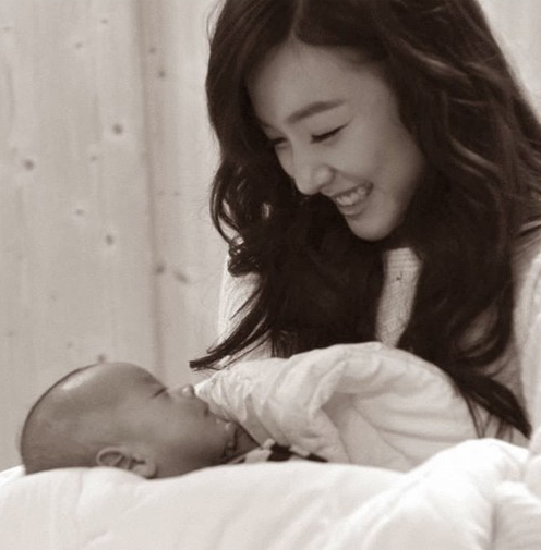 Tiffany (SNSD) đẹp rạng ngời với ảnh làm mẹ 3