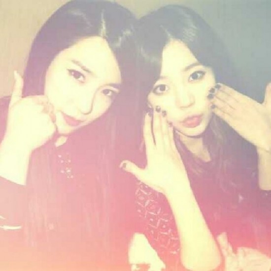 Sunny (SNSD) nhí nhố mừng năm mới với Seohyun và Tiffany 2