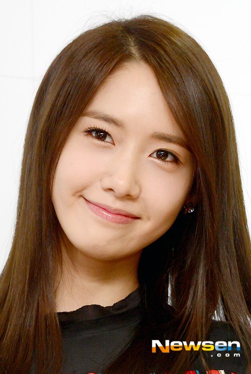 Yoona (SNSD) dịu dàng và đẹp rạng rỡ dự sự kiện 5