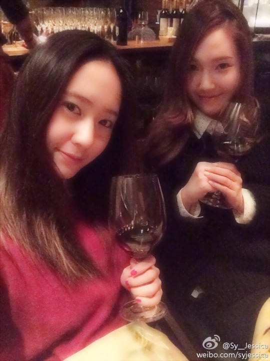 Jessica (SNSD) hẹn hò cùng Krystal, Yuri khoe ảnh lần đầu làm bánh 3