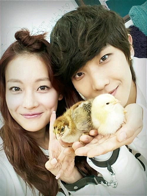 "Vợ hờ" của Lee Joon bất ngờ phủ nhận chuyện hẹn hò 1