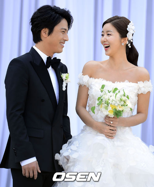 Dàn sao khủng nô nức trong đám cưới Han Jae Suk - Park Sol Mi  10