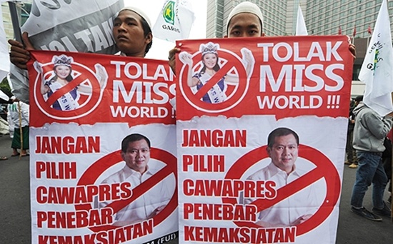 Hơn 200 người dân Hồi giáo biểu tình phản đối Miss World 2013 4