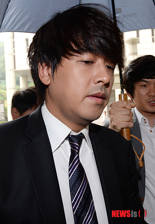 Ryu Si Won thoát án tù, lĩnh án phạt 137 triệu đồng 1