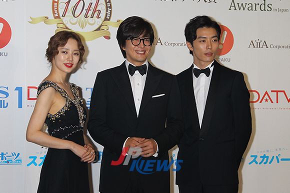 Yoon Eun Hye già nua, Bae Yong Joon trẻ trung tuổi 41 8