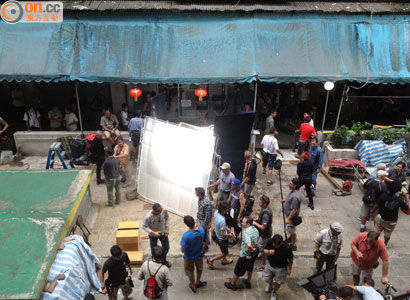 Hiện trường đạo diễn "Transformer" bị hành hung, tống tiền ở Hồng Kông 4