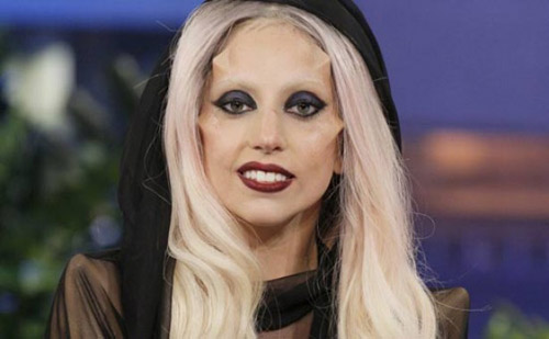 Lady Gaga: 365 ngày đều là Halloween  19