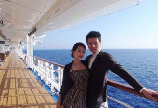 Những khoảnh khắc hạnh phúc của các cặp vợ chồng sao Hoa ngữ 16