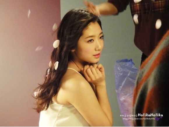 Park Shin Hye xinh đẹp với loạt ảnh không Photoshop 1