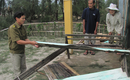Ph&oacute; C&ocirc;ng an x&atilde; 22 tuổi tử vong khi đi gi&uacute;p d&acirc;n trong b&atilde;o lũ 1