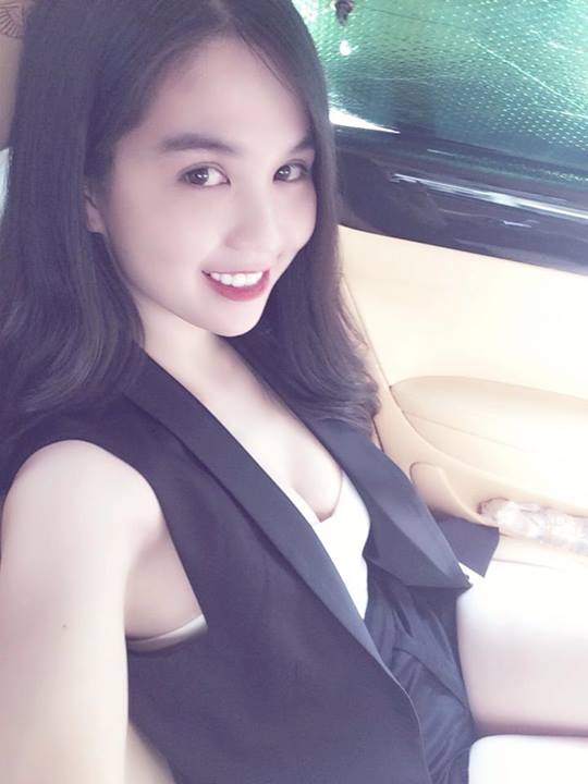 Ngọc Trinh đi l&agrave;m đẹp từ l&uacute;c 5h30 s&aacute;ng để bay ra H&agrave; Nội 14