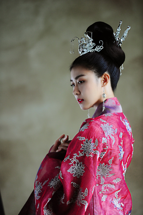 "Hoàng hậu Ki" Ha Ji Won sẽ có mặt tại Việt Nam ngày 14/11 2