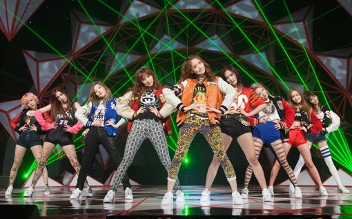 Girlgroup Kpop theo đuổi xu hướng diện giày thể thao  2