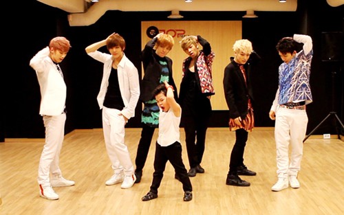 Tổng hợp những clip vũ đạo Kpop th&aacute;ng 3 4