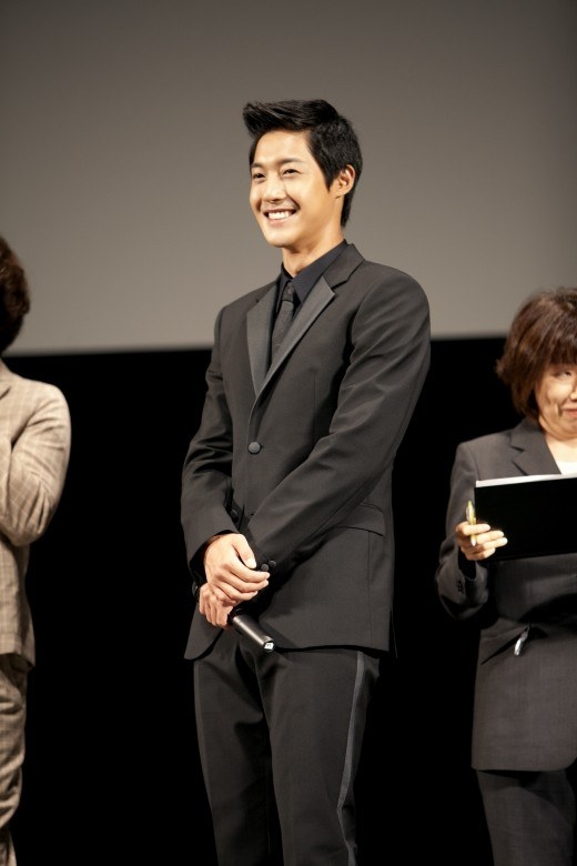 Kim Hyun Joong tung single mới tự mừng sinh nhật 1