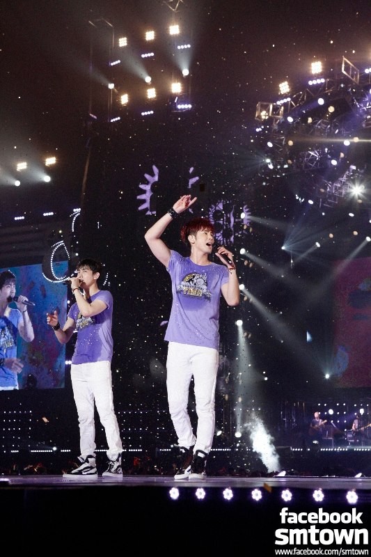 "Nam châm" DBSK hút 850.000 fan 3