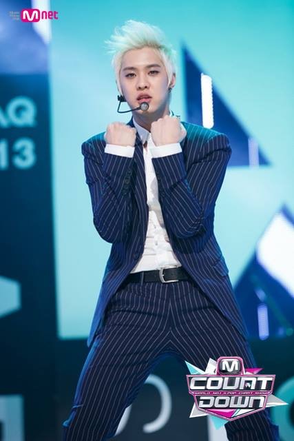 Điểm danh thần tượng Kpop chơi piano "nhoay nho&aacute;y" (P.2) 5