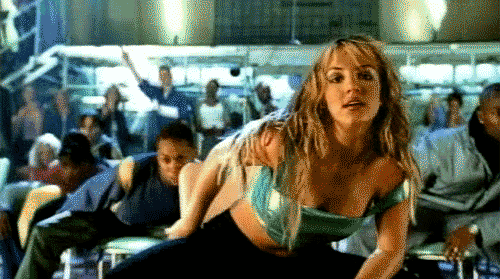 Trao giải "cực dị" cho các MV của Britney Spears 2