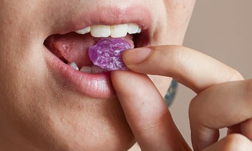 Sai lầm tai hại khi lạm dụng kẹo ngậm để chữa ho 2
