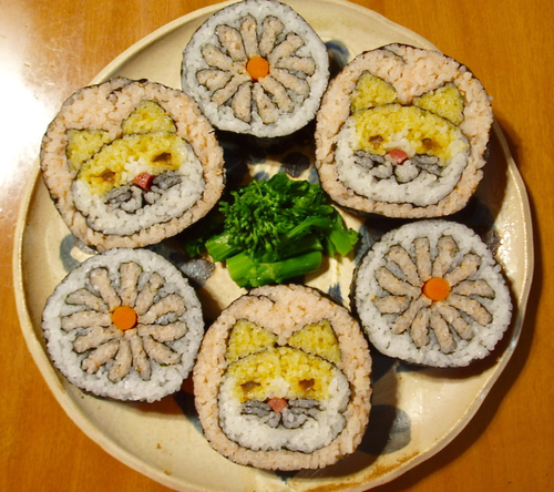 Đầu bếp người Nhật "vẽ tranh" bên trong miếng sushi 5
