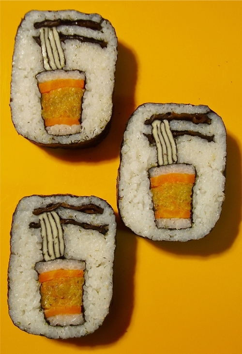 Đầu bếp người Nhật "vẽ tranh" bên trong miếng sushi 7
