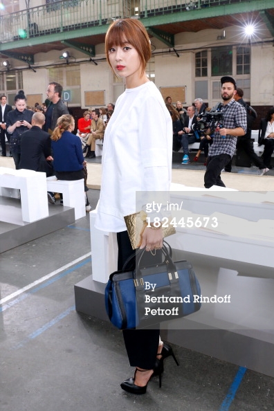 Han Ji Hye cùng loạt kiều nữ châu Á "đọ" style tại Paris Fashion Week 8