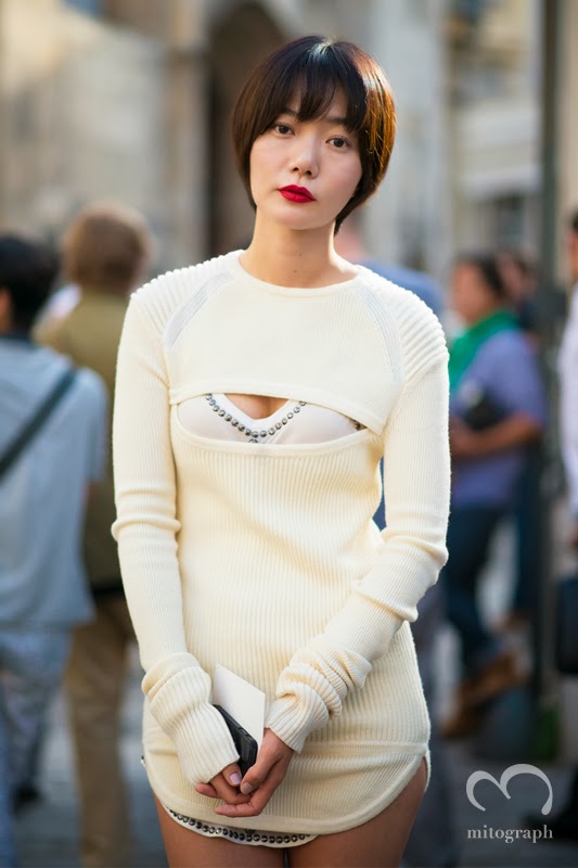 Han Ji Hye cùng loạt kiều nữ châu Á "đọ" style tại Paris Fashion Week 12