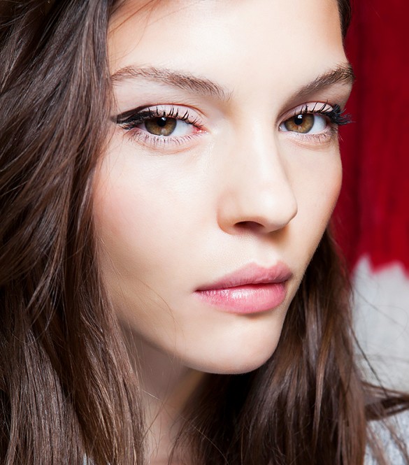 5 cách kẻ eyeliner thích hợp với từng dáng mắt 5