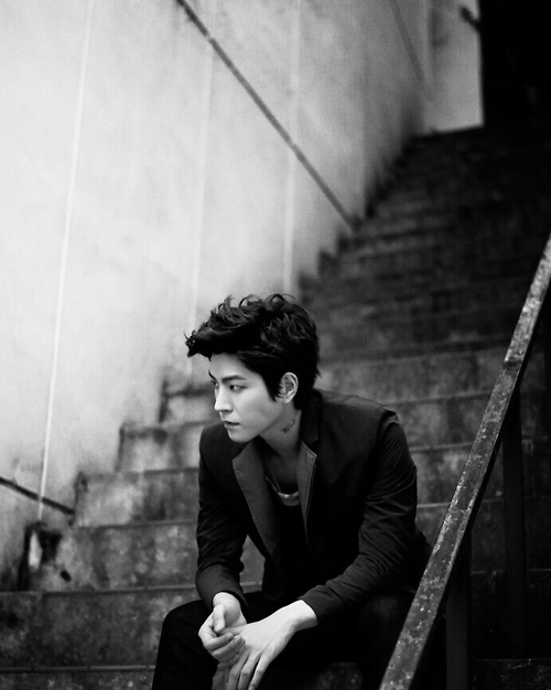 Hong Jong Hyun - anh chàng "lạnh như băng" và đa tài của làng mẫu Hàn 20