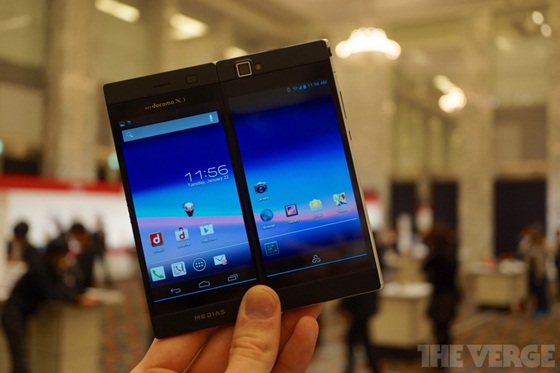 NEC cho ra mắt smartphone... màn hình gập 5