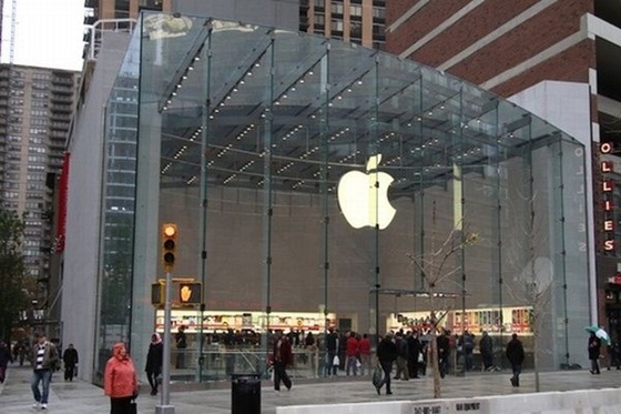Apple mất danh hiệu công ty giá trị nhất hành tinh 2