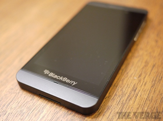 RIM chính thức cho ra mắt Blackberry Z10 5