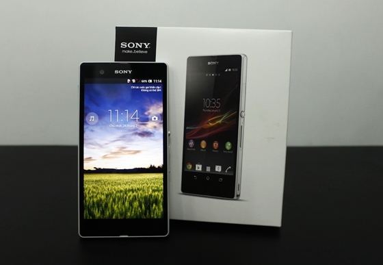 Cận cảnh Sony Xperia Z đẹp lung linh tại Việt Nam 9