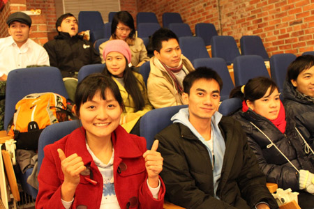 Thế giới đón năm mới 2013 qua “lăng kính” du học sinh Việt 11
