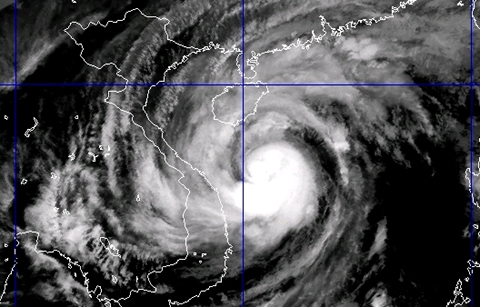 4h sáng nay, Hà Nội nằm trong vùng hoạt động mạnh nhất của bão Haiyan 1
