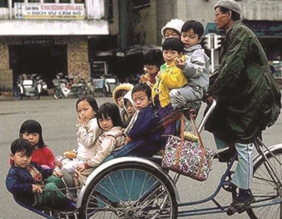 Hình ảnh giao thông "nhồi thịt" từ thế giới đến Việt Nam 16