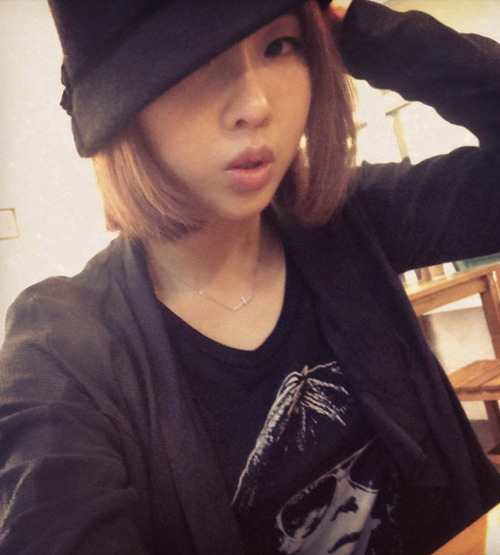 Minzy (2NE1) thừa nhận đã phẫu thuật thẩm mỹ 1