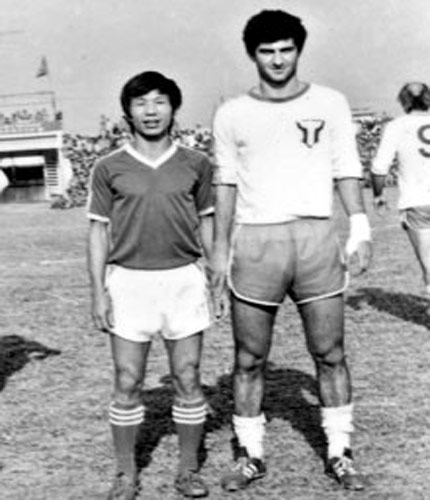 Gặp gỡ cựu danh thủ Đặng Gia Mẫn - người thầy gi&aacute;o đ&aacute; b&oacute;ng  1