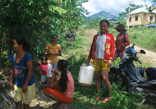 Động đất tại Quảng Nam, người dân lo lắng tìm chỗ trú 3