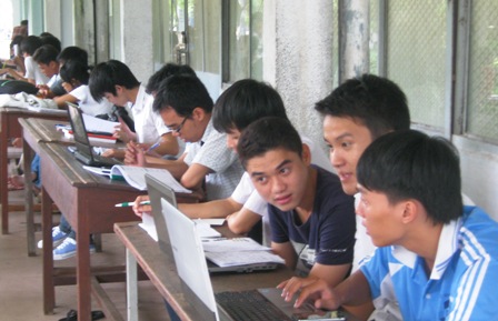 Học Kinh tế, v&igrave; đ&acirc;u thực tập&hellip; pha tr&agrave;? 2