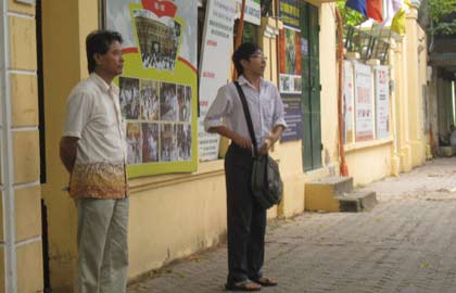 Những "người h&ugrave;ng" thầm lặng sau giảng đường 3