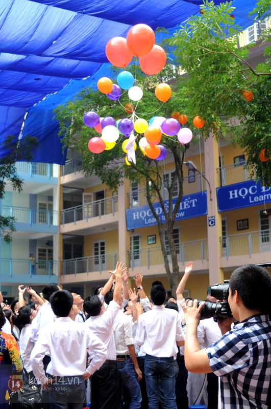 Chùm ảnh đáng yêu và đầy màu sắc trong mùa chia tay 7