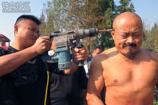 Những màn "tuyệt đỉnh kungfu" siêu kinh điển 3