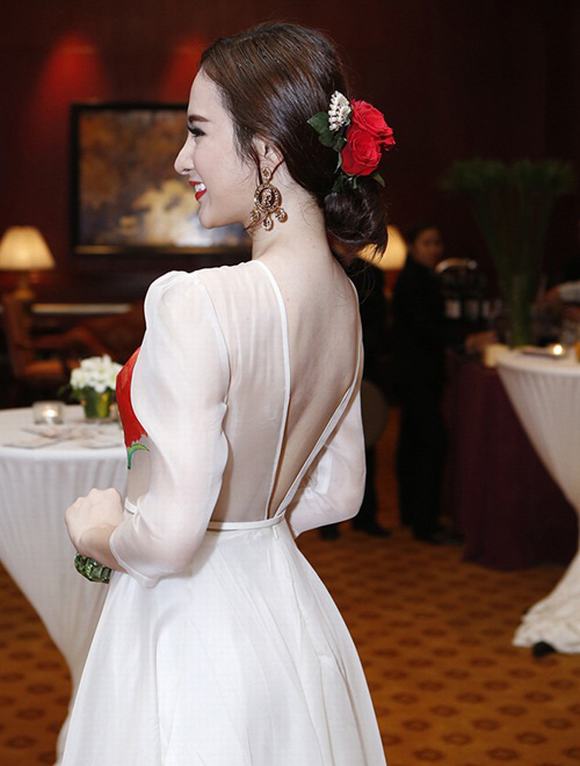 Angela Phương Trinh bị "ám ảnh" bởi Dolce&Gabbana? 3