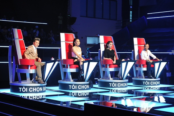 Vì sao các HLV lần lượt rời bỏ The Voice Việt? 1