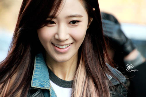 Yuri (SNSD) chuyển nghề làm vận động viên bơi lội 2