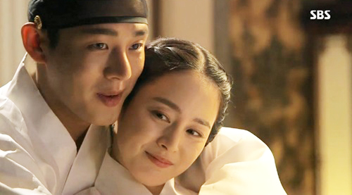 Yoo Ah In bỏ cưới để “động phòng” cùng Kim Tae Hee 5